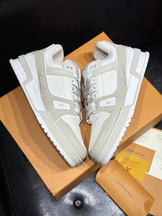 春季特惠💰650 公司级 LV 路易威登 trainer 走秀新款经典走秀新款 商品图3