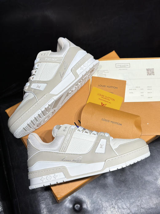 春季特惠💰650 公司级 LV 路易威登 trainer 走秀新款经典走秀新款 商品图1