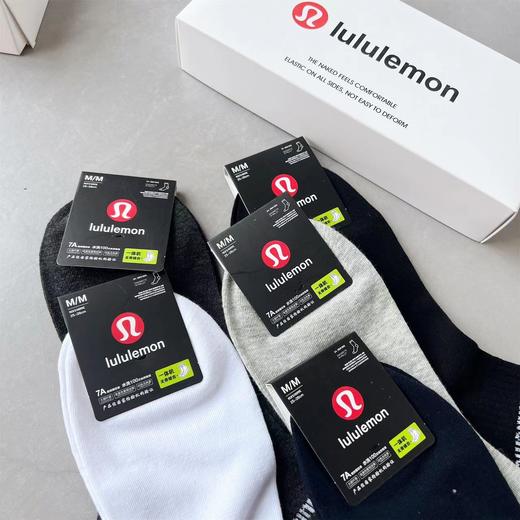 F030695春季新款运动休闲干爽透气吸湿袜子中筒五双盒装 商品图4
