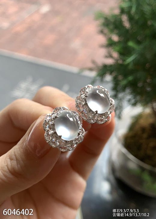 6046402，蛋面耳钉。具体价格微信咨询 商品图3