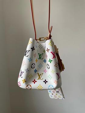 F030634人见人爱可拆卸零钱袋单肩斜挎白三彩手提包