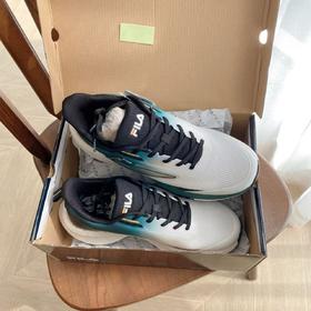 直发 超级稀缺，飞鸟家的男士运动鞋，碳板超轻跑鞋