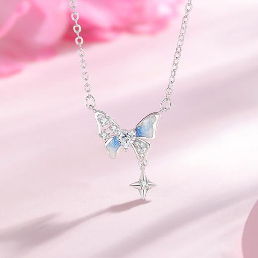 Winy 蝶翼星萤项链女小众设计夜光滴胶合成立方氧化锆银色铜质轻奢锁骨链饰品 商品图0