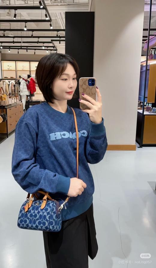 上身既有洋气时髦的潮感 商品图1