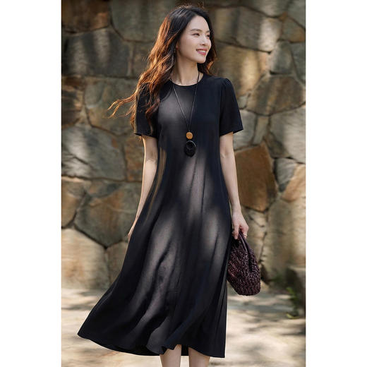 米思阳【极简风长裙】2026春夏新款时尚优雅圆领连衣裙纯色长裙1366 商品图2