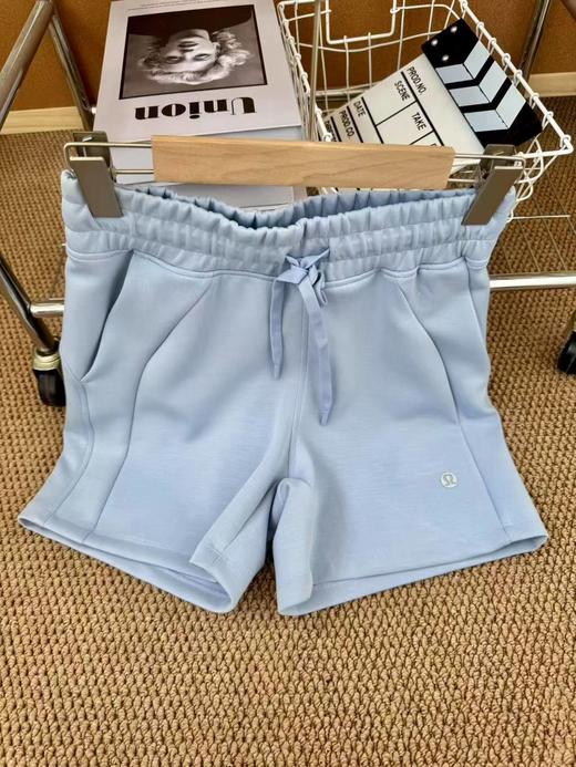 F030667夏季吸湿排汗健身跑步运动短裤女休闲通勤松紧腰宽松瑜伽裤 商品图13