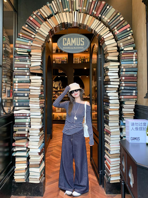 <曾小咸推荐>3.10现货秒杀 ！微信超特价！韩系蓝色条纹长袖露肩t 日常129.99 立减70 秒杀59.99！！ 商品图6