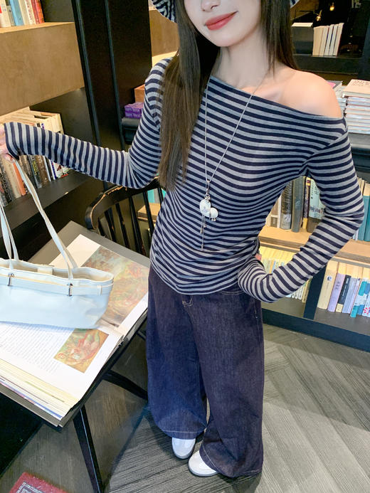 <曾小咸推荐>3.10现货秒杀 ！微信超特价！韩系蓝色条纹长袖露肩t 日常129.99 立减70 秒杀59.99！！ 商品图11