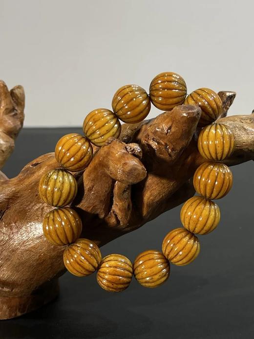 藏传老灵骨雕瓜棱珠手链，顺丰包邮 商品图1