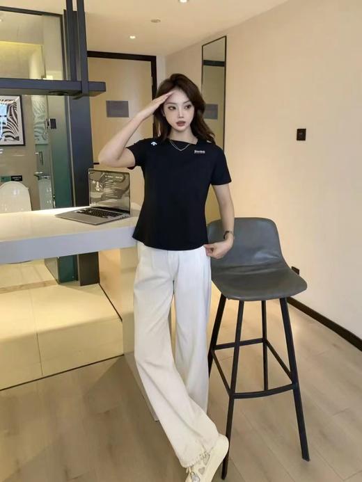 点此购买 迪桑特夏季经典款丝光棉小标女士速干短袖T恤 ly 341453 商品图6