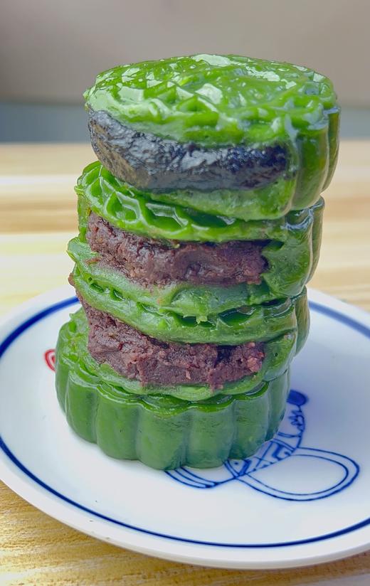 【山歌郁选】清明粿  艾青与食材的交融在一起，咬一口，满满的享受，小时候的味道。 商品图6