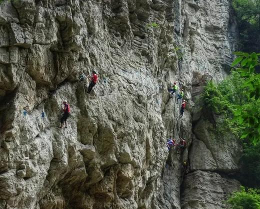 春假专场4.1-4.5❗️含大交通！【红色铸魂·星探黔境5 天 4 晚独立营】探访遵义会议会址、遵义红军山；南江飞拉达体验、喀斯特洞穴探险；进入中国天眼、天文科技馆-南仁东纪念馆；青岩古镇美食探寻 商品图8