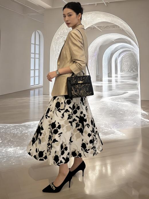 伯妮斯茵 | 轻奢通勤 卡其色七分袖西装外套 翻领收腰设计 透气面料 日常百搭款  SZ1A57-如梦令 商品图0