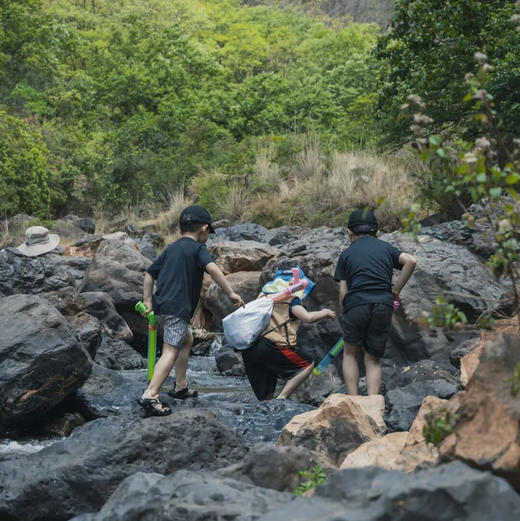 昆明亲子徒步 | 3.14周六/3.22周日徒步捡玛瑙，玛瑙猎人猎人召集令！ 秘境河谷捡玛瑙，玩水溯溪等你来挑战！ 商品图5