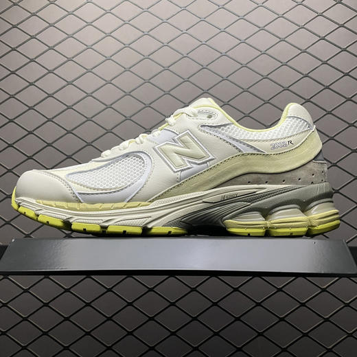 春季特惠💰470 纯原版本 # New Balance 新百伦 M2002R 复古休闲跑步鞋 商品图0
