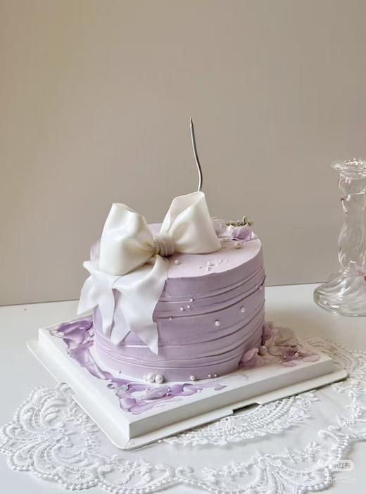 女神节/富女节白色蝴蝶结蛋糕-低糖处理无添加 商品图0