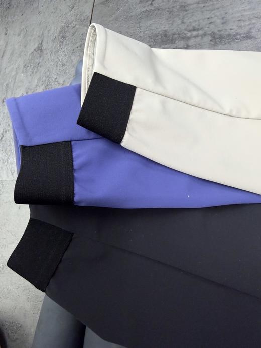 点此购买 可隆风脊石墨烯男女款防泼水防风软壳夹克外套 ss 341532 商品图12