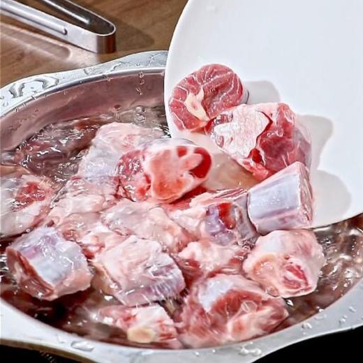 【顺丰发货】HOOORSH 羔羊前腿切块  1kg/袋   精选黄金月龄羔羊 2:1 肥瘦比 肉嫩汁足 精切免处理 液氮极速锁鲜 商品图4