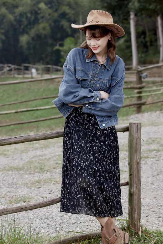 【百图lulu定制】【旷野牛仔外套】经典复古 翻领 长袖牛仔外套 商品图1