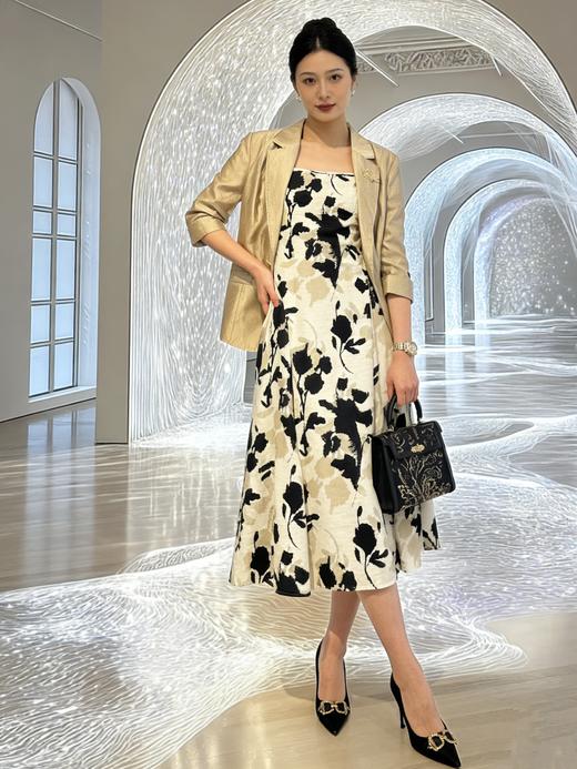 伯妮斯茵 | 轻奢通勤 卡其色七分袖西装外套 翻领收腰设计 透气面料 日常百搭款  SZ1A57-如梦令 商品图7