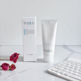 Freeplus芙丽芳丝洗面奶