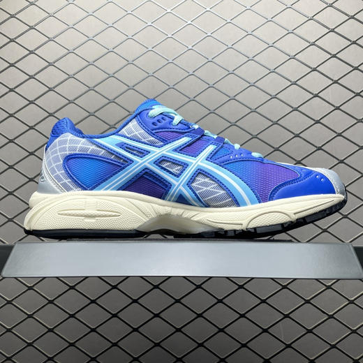 春季特惠💰390 Asics 亚瑟士 GEL-Nimbus 10.1 低帮运动休闲跑步鞋 商品图2