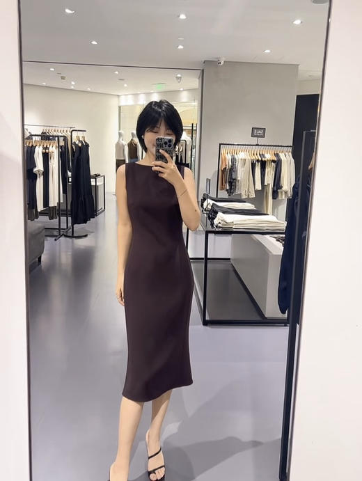 37-3 圆正限量 TH自在无界 垂坠三醋酸 修身无袖连衣裙 超气质鱼尾裙 商品图9