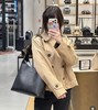 又飒又酷！蔻家经典标志老花卡其色短款巴恩风外套风衣 商品缩略图0