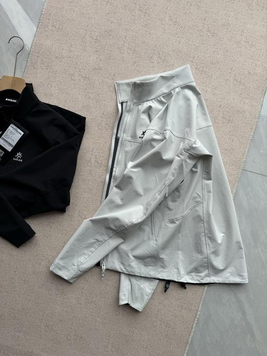 点此购买 凯乐石M8春秋季男士登山户外防风防水立领夹克外套 kad 341472 商品图11