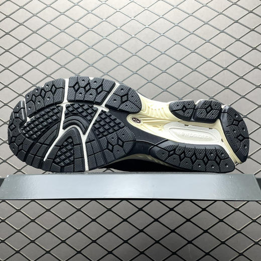 春季特惠💰470 纯原版本 # New Balance 新百伦 M2002R 复古休闲跑步鞋 商品图4