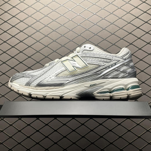 春季特惠💰470 纯原版本 # New Balance 新百伦 复古休闲跑步鞋 M1906 真正原厂数据开发 商品图0
