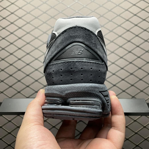 春季特惠💰470 纯原版本 # New Balance 新百伦 M2002R 复古休闲跑步鞋 商品图1