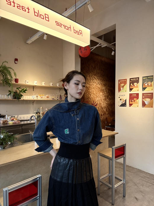 【经典系列】噢蜜ooomeooo恐龙牛仔外套 商品图3