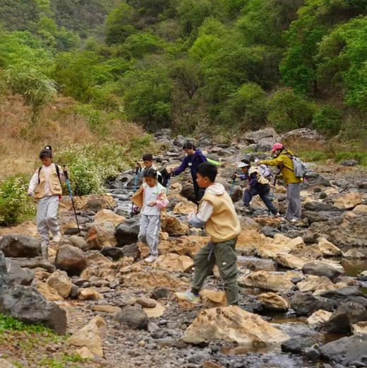 昆明亲子徒步 | 3.14周六/3.22周日徒步捡玛瑙，玛瑙猎人猎人召集令！ 秘境河谷捡玛瑙，玩水溯溪等你来挑战！ 商品图10