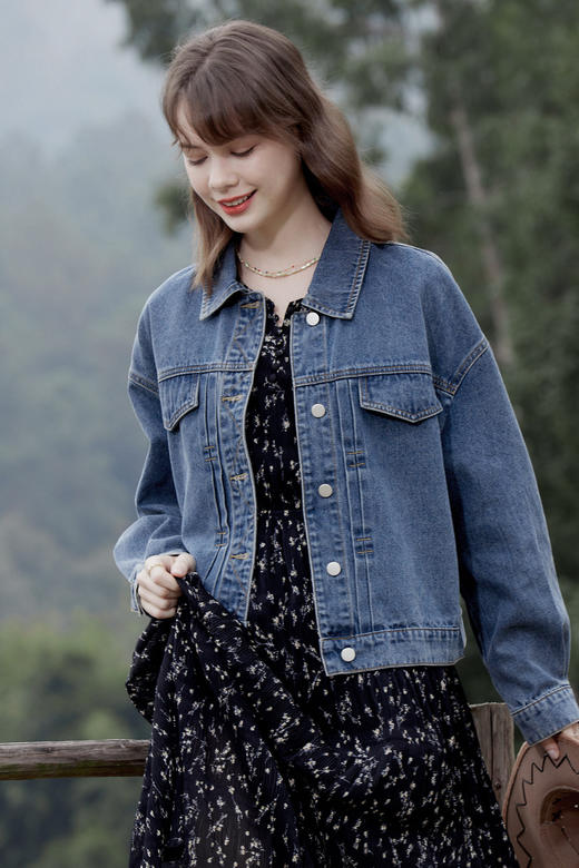 【百图lulu定制】【旷野牛仔外套】经典复古 翻领 长袖牛仔外套 商品图8