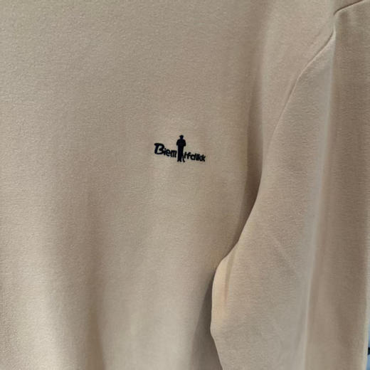 原单正品比音高尔夫冬季商务小高领打底衫
羊毛➕蚕丝面料，官网600➕ 
颜色：黑色 白色 卡其色
尺码：95-100-105-110-115 对应m-xxxl 商品图5