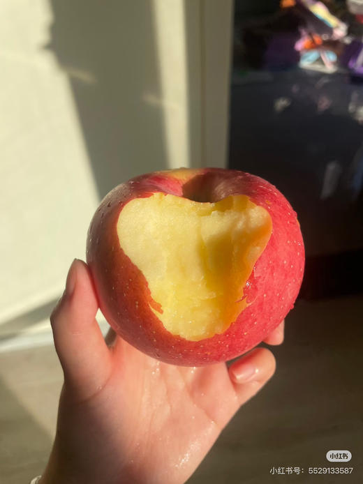 高端赤娇红苹果4.5斤 商品图1