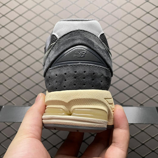 春季特惠💰470 纯原版本 # New Balance 新百伦 M2002R 复古休闲跑步鞋 商品图1