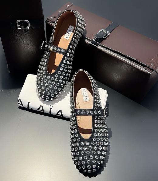 女款平底鞋he 商品图0