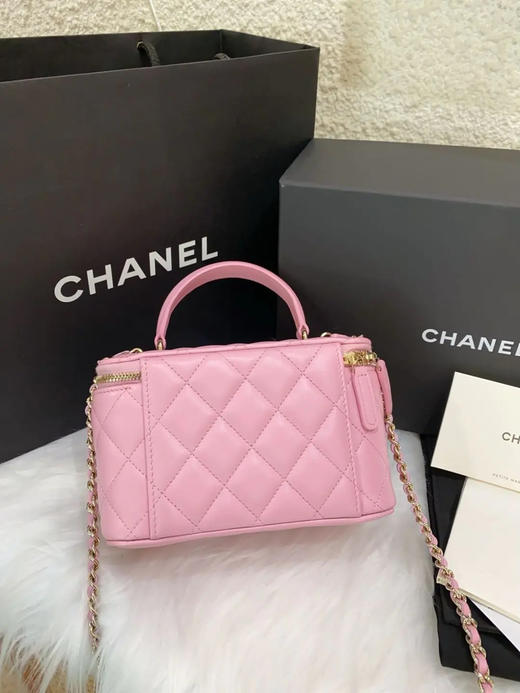 Chanel 25k 蜜桃粉 羊皮 手柄 长盒子 化妆包 商品图1