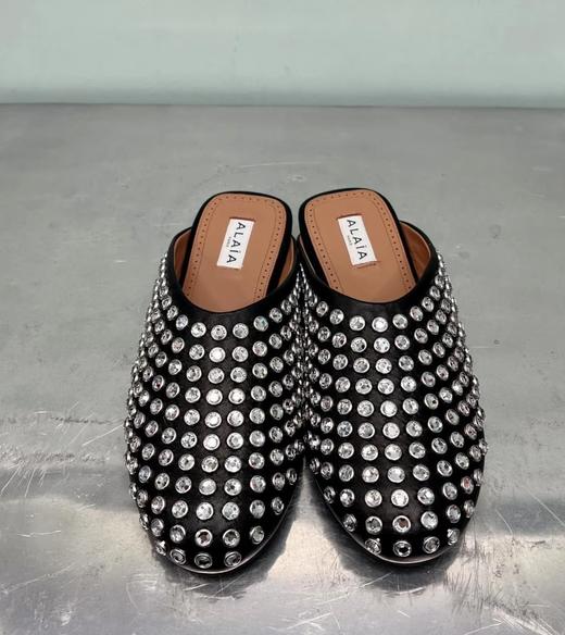 女款铆钉拖鞋he 商品图0