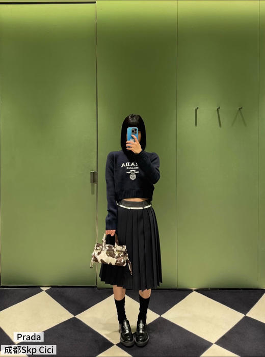 普拉达 新款 藏青色中长款百褶裙（MM） 商品图4