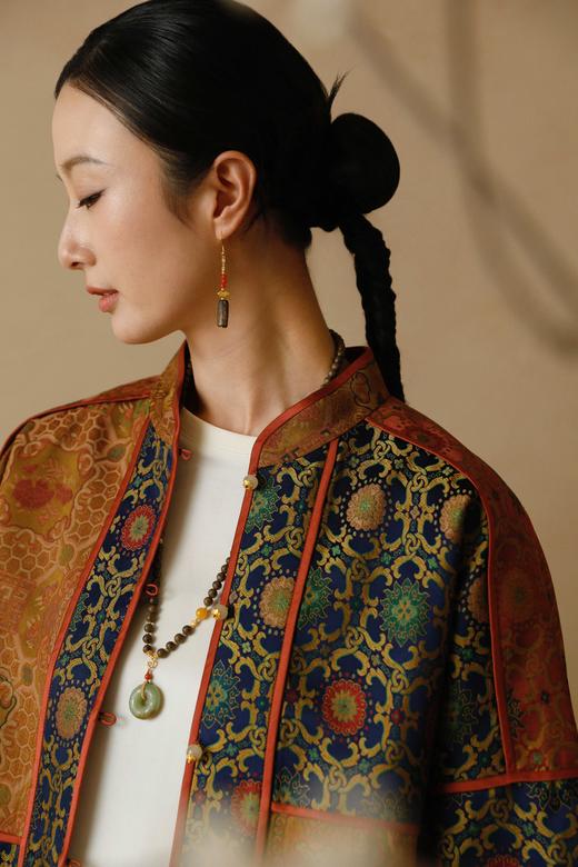 春夏新款沉香、老山檀、和田玉、南红系列首饰专场！新中式国风美学穿搭配饰分享！细腻温润 清雅动人，自带幽香，花花团du家定制，与介面新中式搭配 尽显东方女性优雅浪漫 商品图10