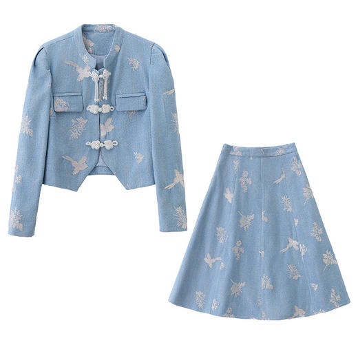 2026春季新款新中式蓝色花卉套装女立领盘扣气质减龄中长裙两件套YQH6111 商品图4