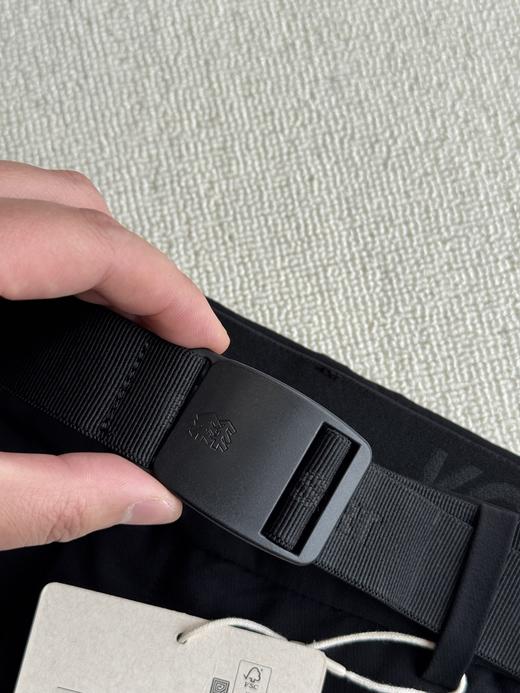 点此购买 可隆春秋男士配腰带款防泼水梭织运动长裤 ggd 341475 商品图13