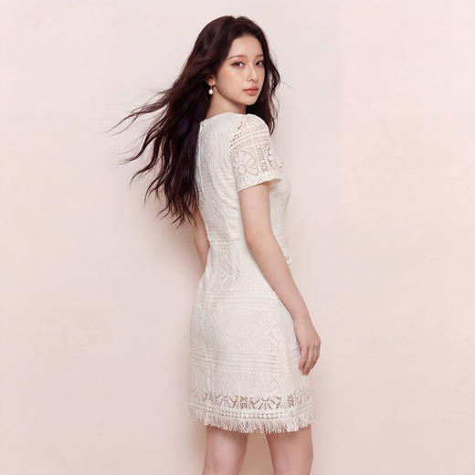 奢姿大码女装2026夏季镂空蕾丝气质连衣裙胖妹妹V领设计时尚裙子9962860046 商品图3