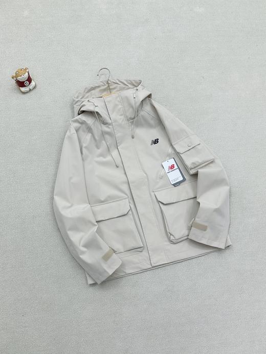 掌柜自留！出口东南亚订单。 NEW BALANCE NB 春季新款防风防雨连帽夹克外套， 商品图6