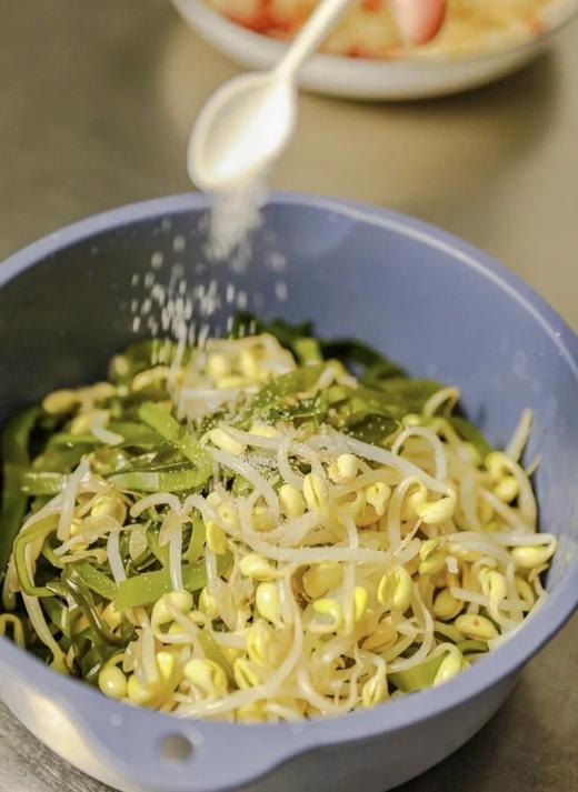 【双有机深海盐渍小海带】口感嫩滑有嚼劲 有机认证 一箱一码 非人工养殖 40米深海自然生长 新鲜采摘 不管是凉拌 煲汤还是涮火锅 这海带都能轻松驾驭基地直邮 商品图4