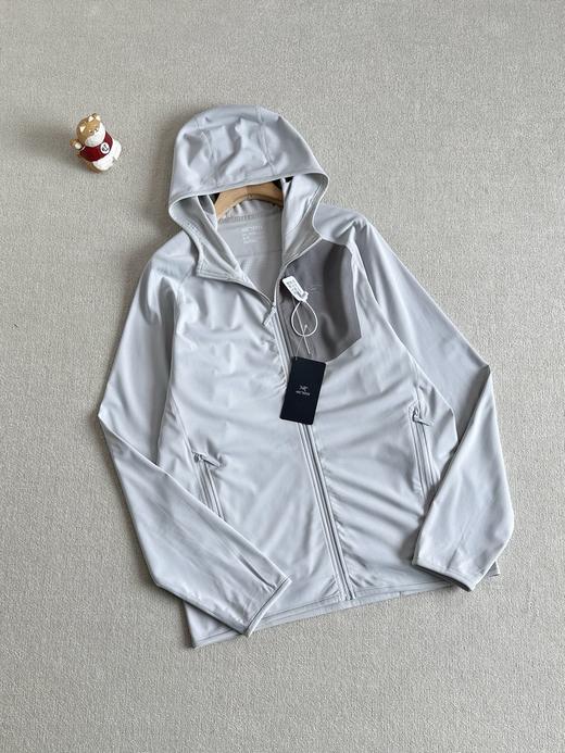 掌柜自留，早春出游必备！ ARC大鸟 DELTA HOODY 保暖 男子 抓绒衫。 商品图5