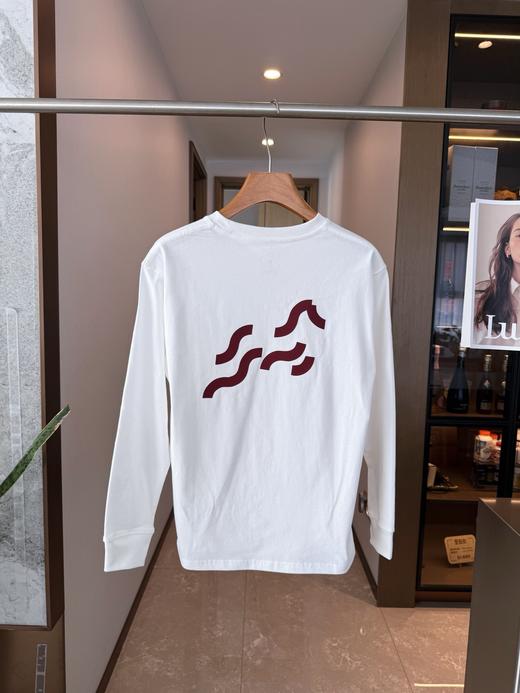 点此购买 On昂跑春秋季男女款马年限定长袖T恤 bk 341499 商品图2